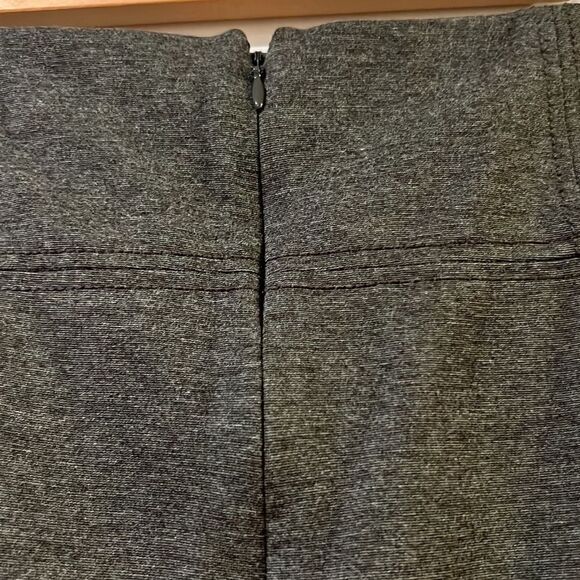 Ann Taylor Gray Knit Pencil Skirt - Picture 4 of 8